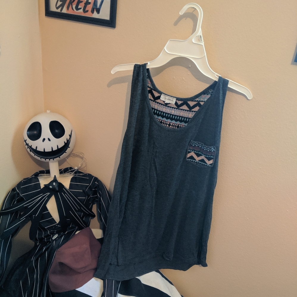 Blu Planet Tank Top w/ Patterned Pocket & Back